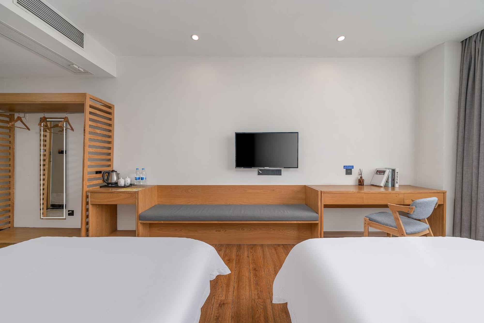 Felice Hotel-Guangzhou Baiyun International Airport Renhe Metro Station Branch Гуанджоу Екстериор снимка