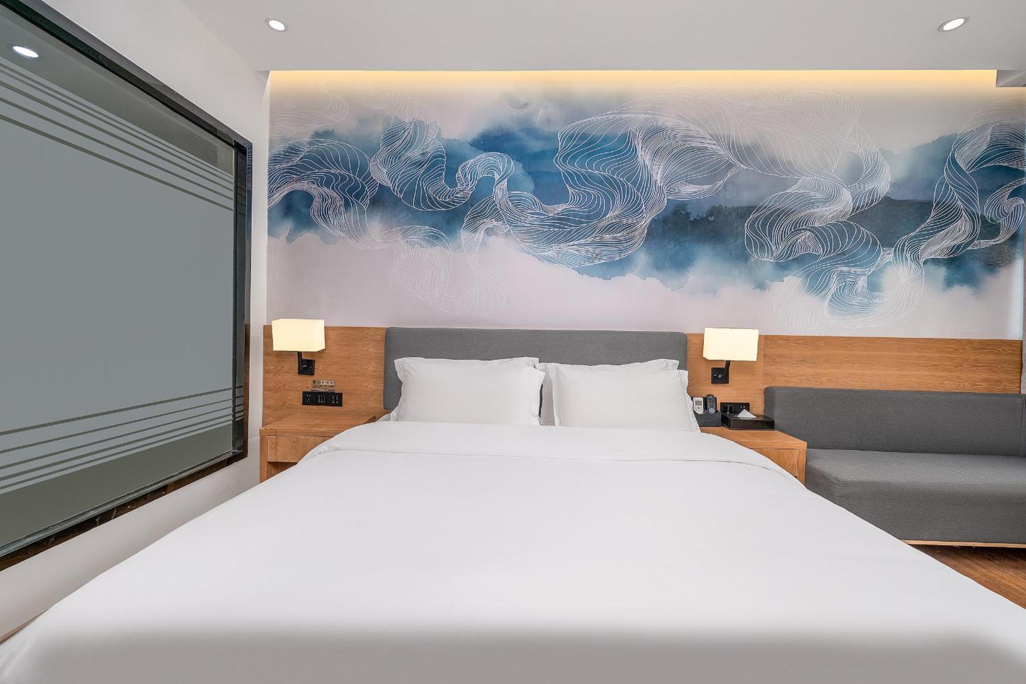 Felice Hotel-Guangzhou Baiyun International Airport Renhe Metro Station Branch Гуанджоу Екстериор снимка